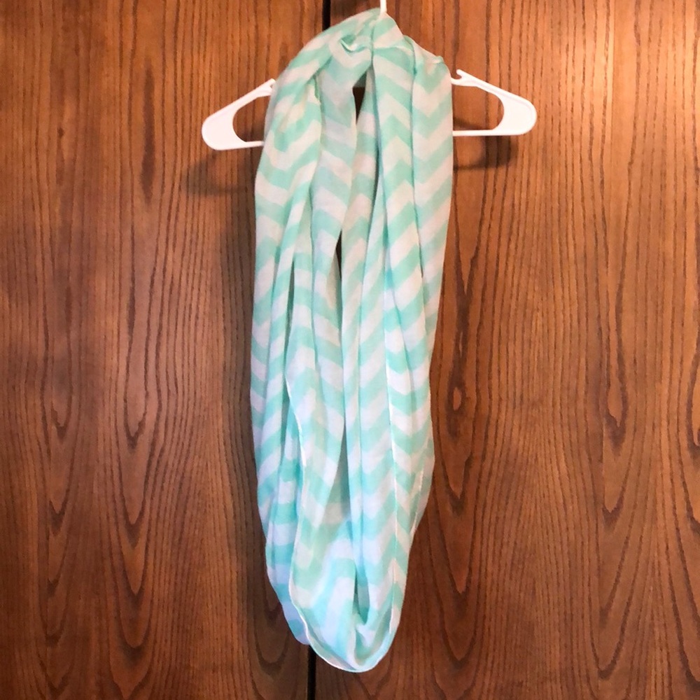 Teel and white patterned circle scarf!